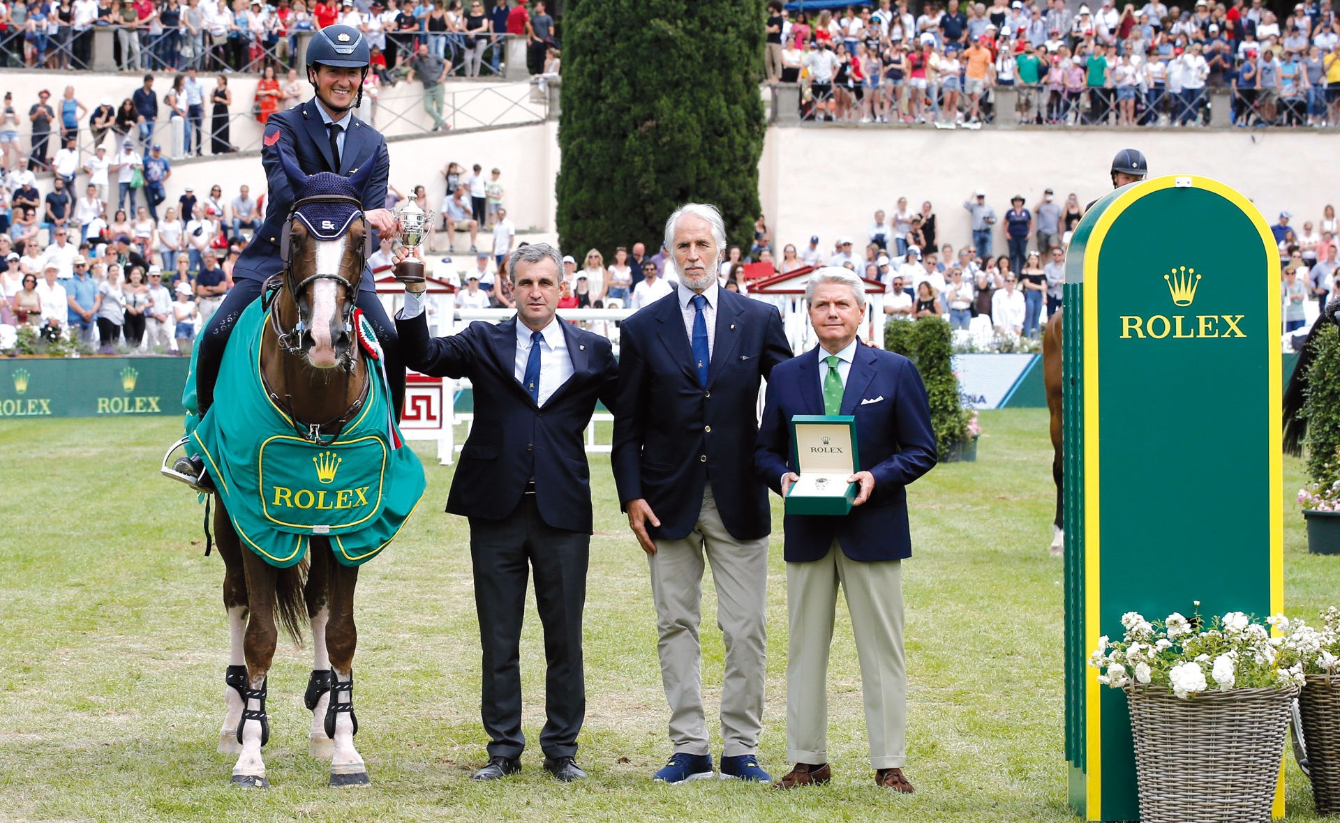 Rolex-sponsor-piazza-di-Siena