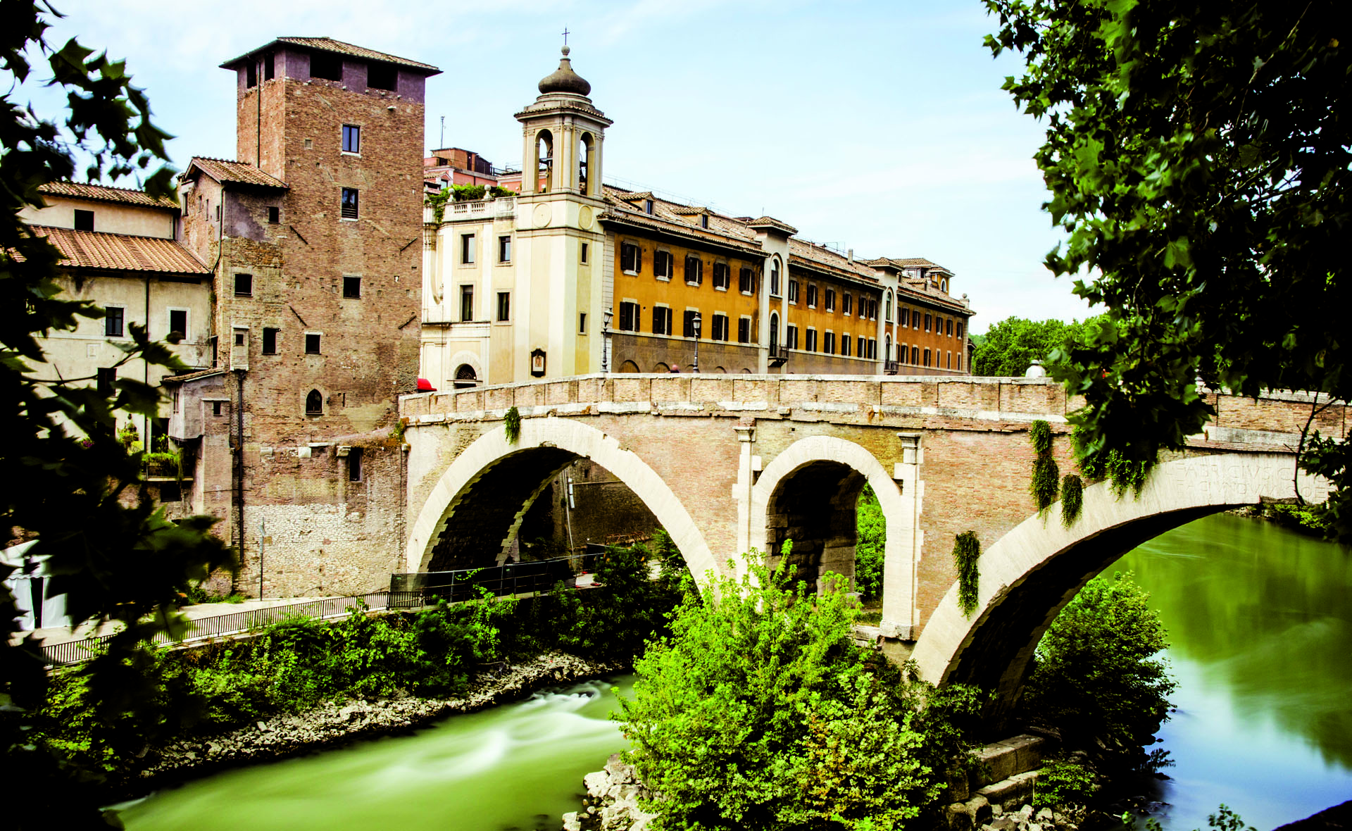 Ponte Fabricio, Rome